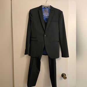 Men Zara Slim Blazer and Pants.